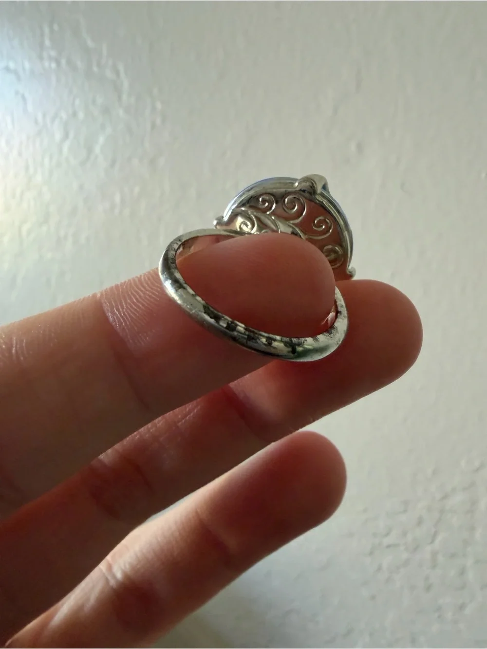 Blue Cabochon Statement Ring Silver Tone Vine Leaf Clear Accent Stones
